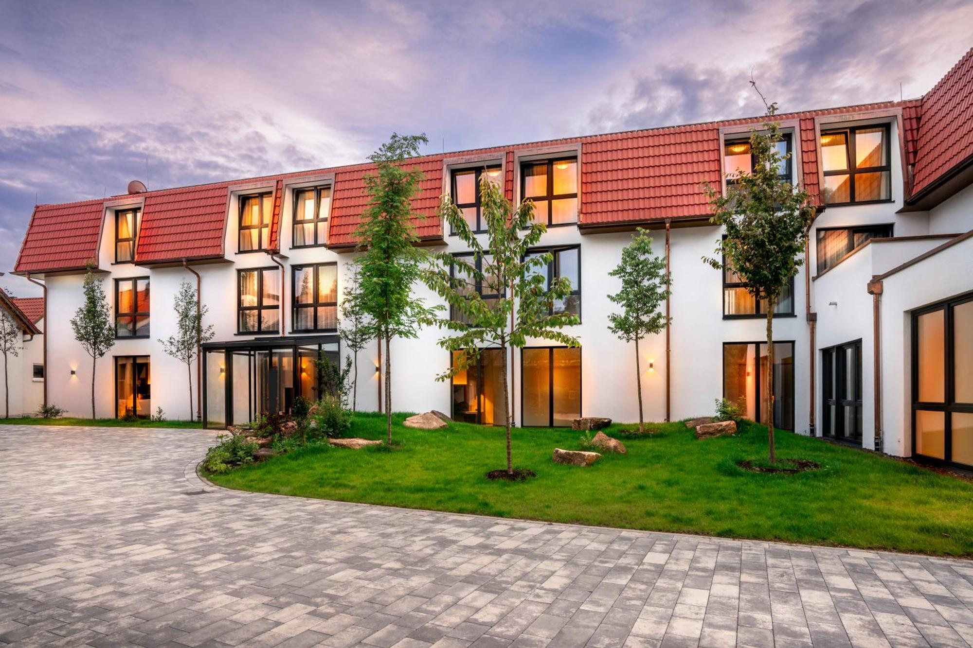 Landhotel Gruener Wald Neuhausen  Esterno foto